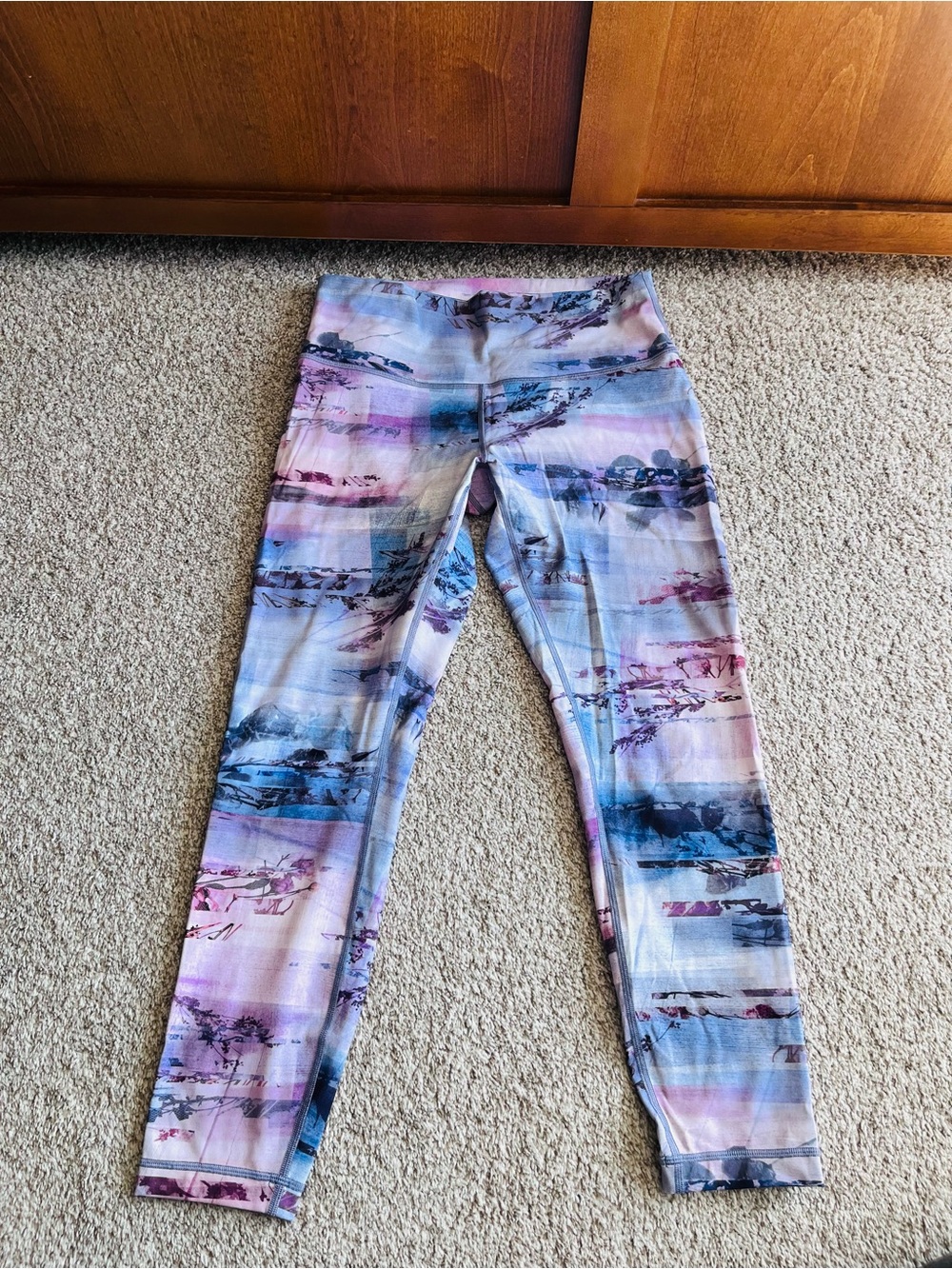 Lululemon Pink Purple Blue Palm Tree High Times Luxtreme Size 10